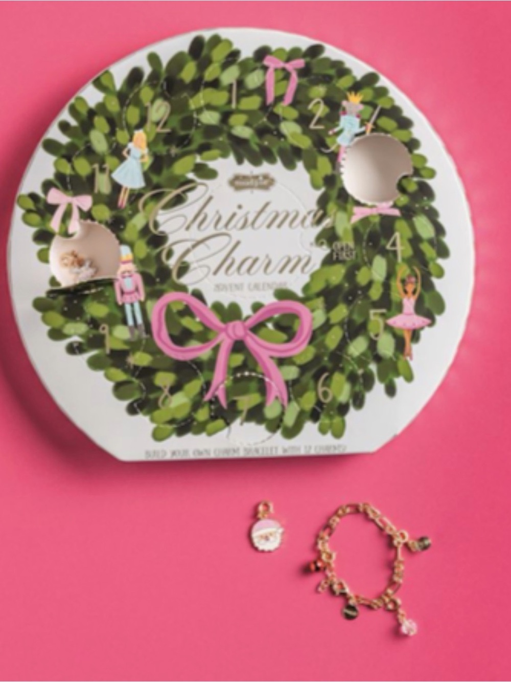 Wreath Christmas Charm Advent Calendar Set
13-piece set.